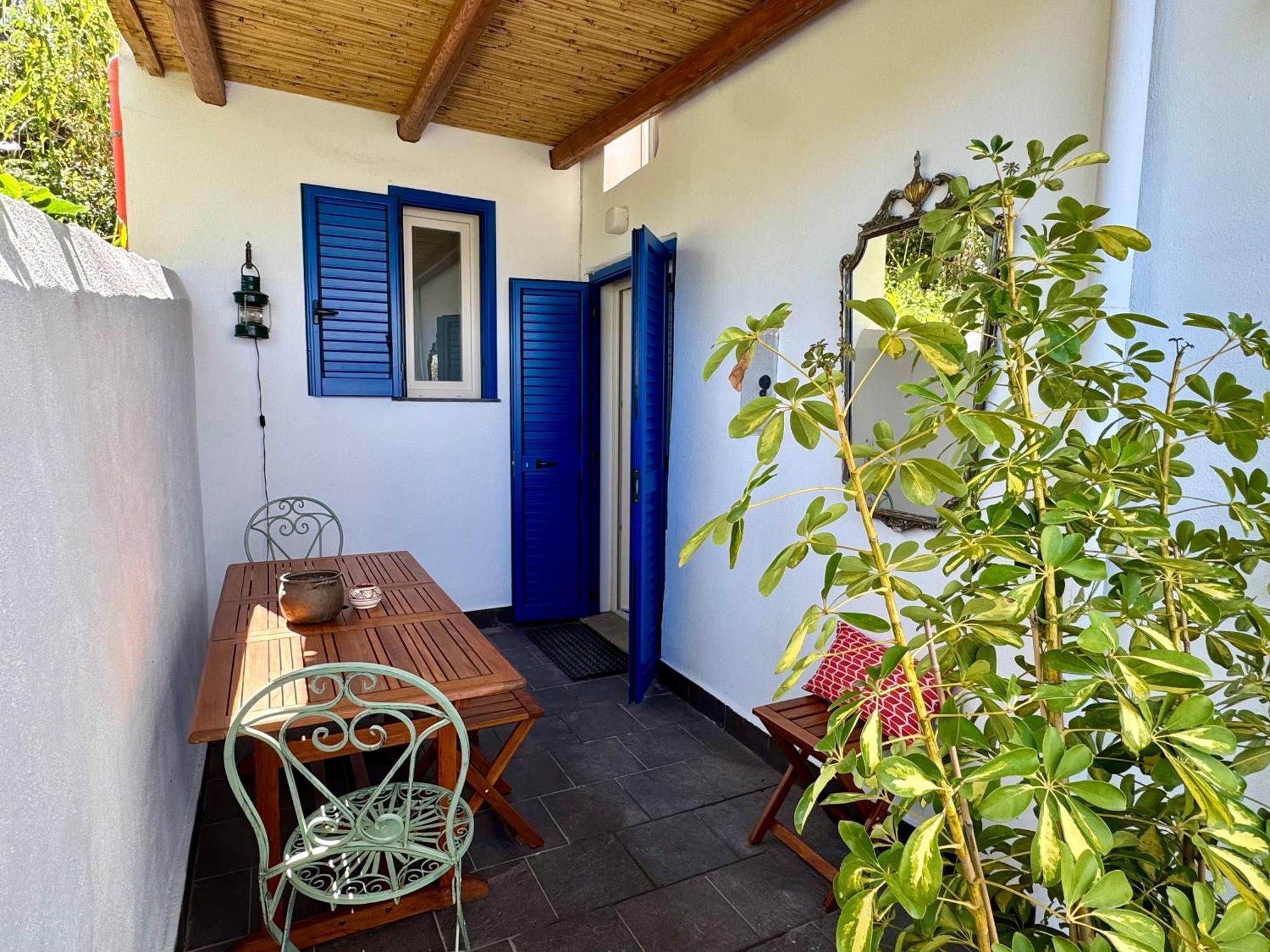 Apartamento La Casa Del Geologo Estrómboli Exterior foto